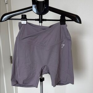 Gymshark Women's Bike Shorts in Mauve Gray